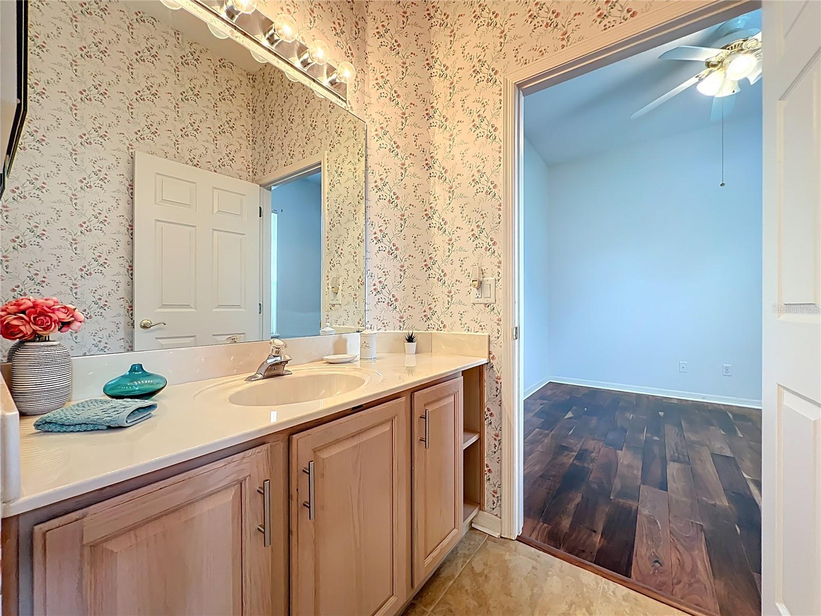 Image 31 of 60 For 1790 Carillon Park Drive