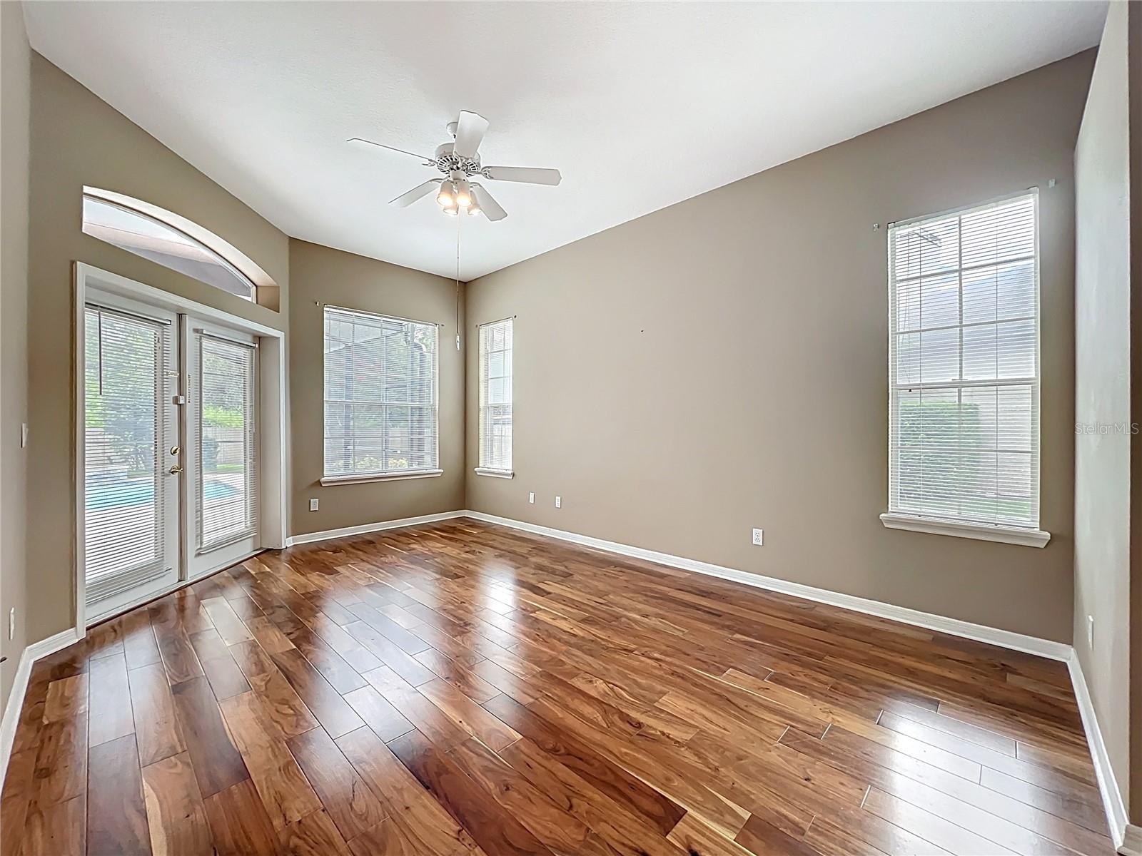Image 37 of 60 For 1790 Carillon Park Drive