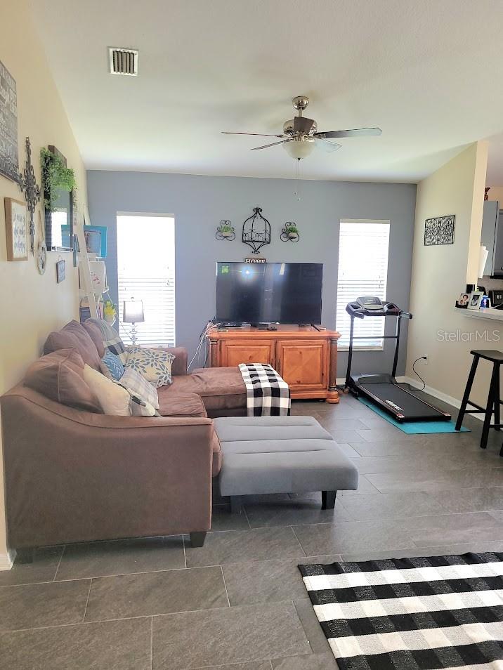 Image 4 of 15 For 2038 Blackston Avenue