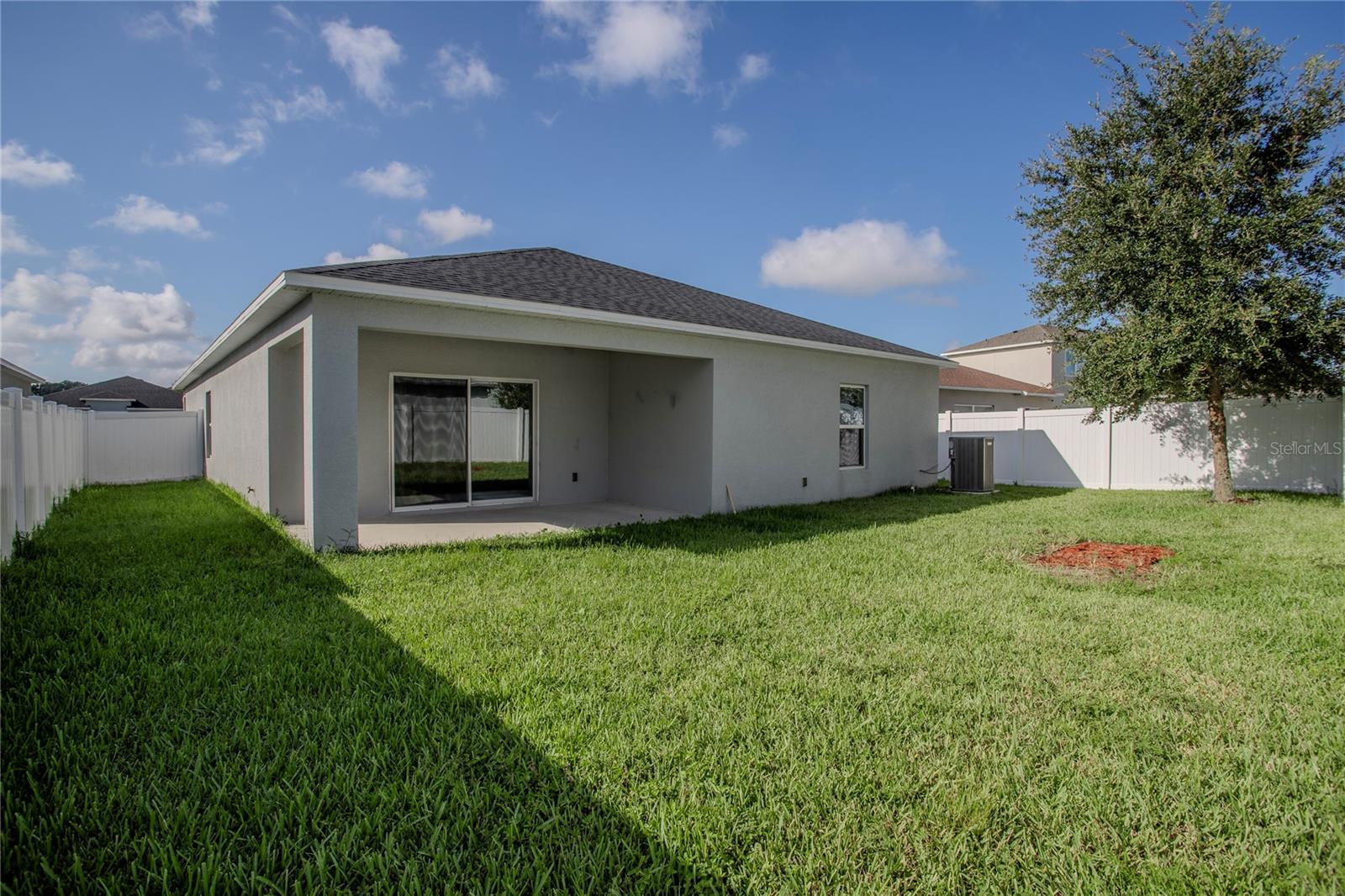 Image 33 of 50 For 3977 Fescue Street