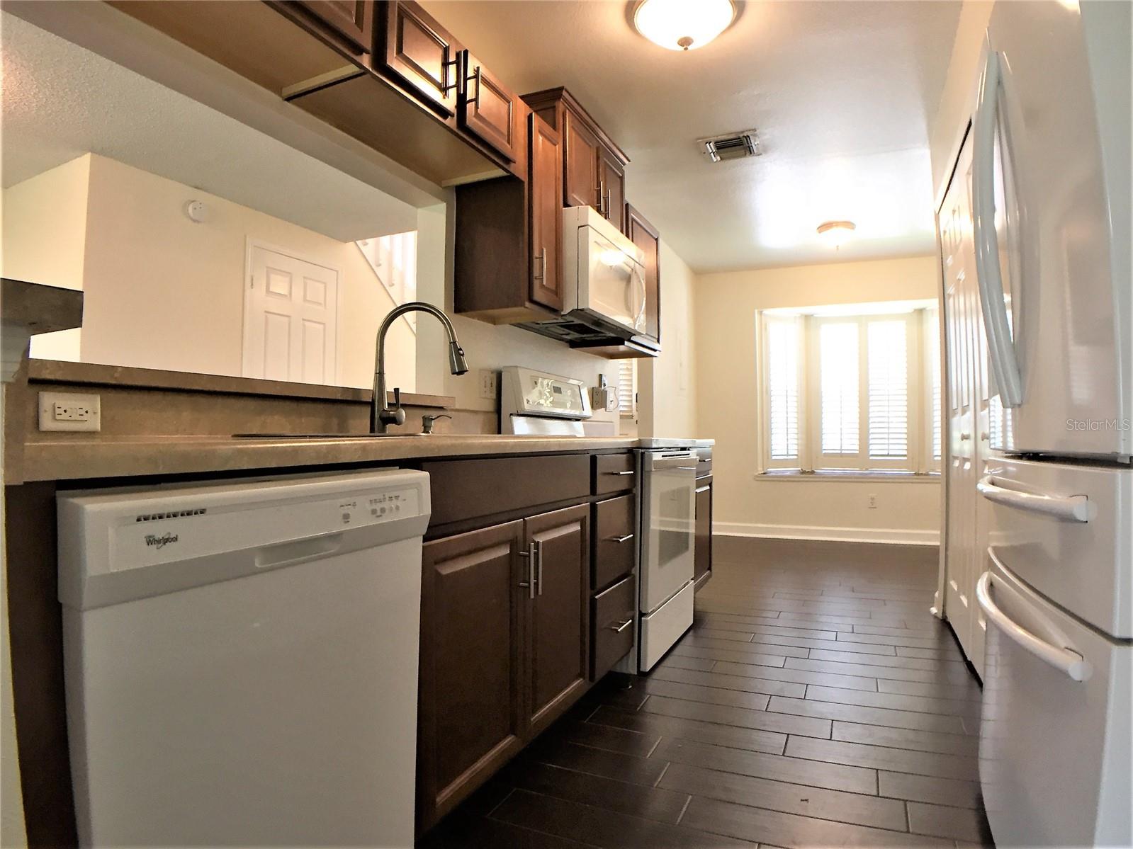 Image 12 of 20 For 949 Tillery Way 101