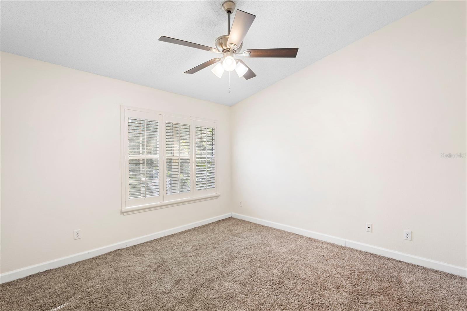 Image 23 of 38 For 949 Tillery Way 101