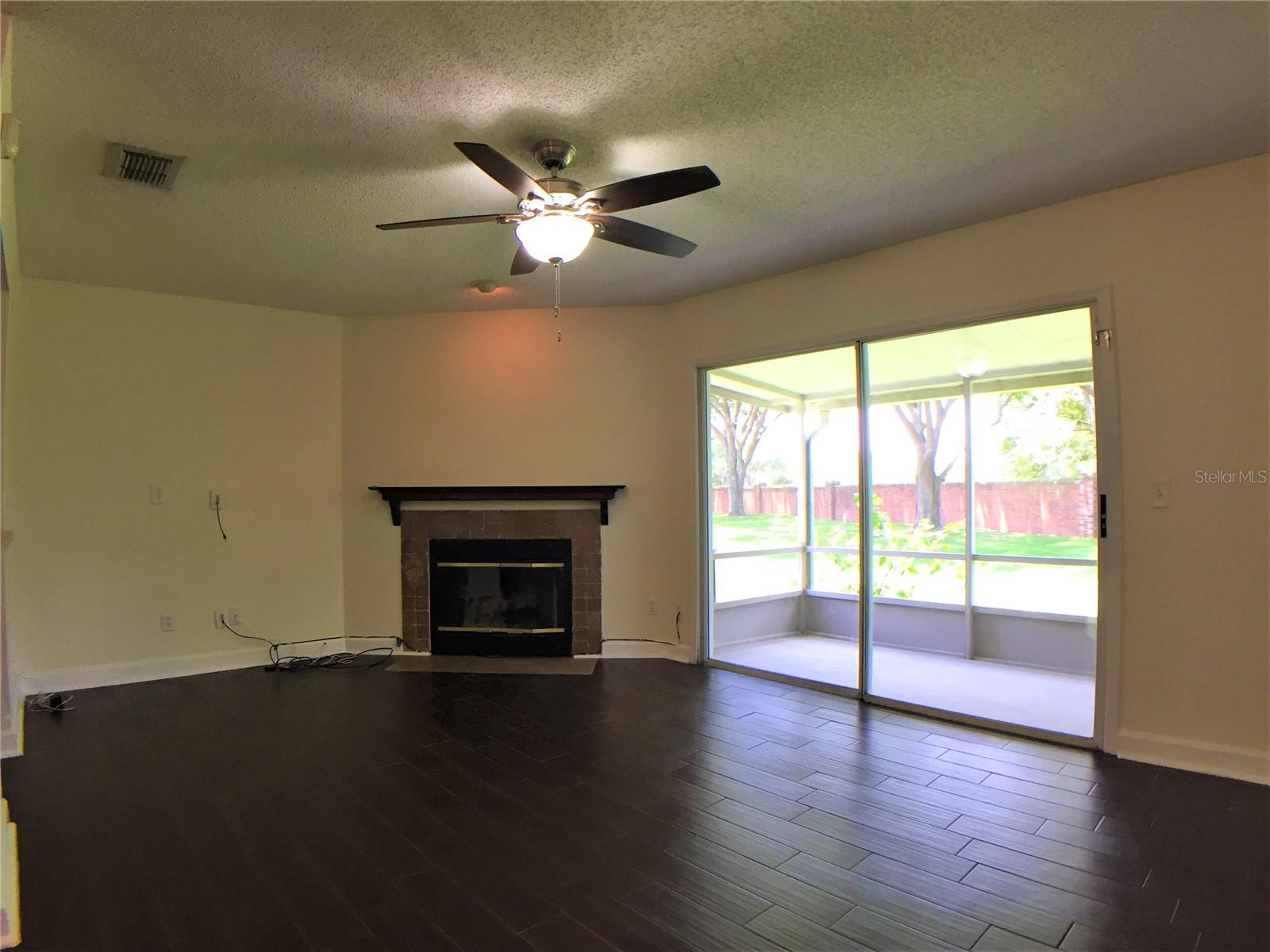 Image 6 of 20 For 949 Tillery Way 101