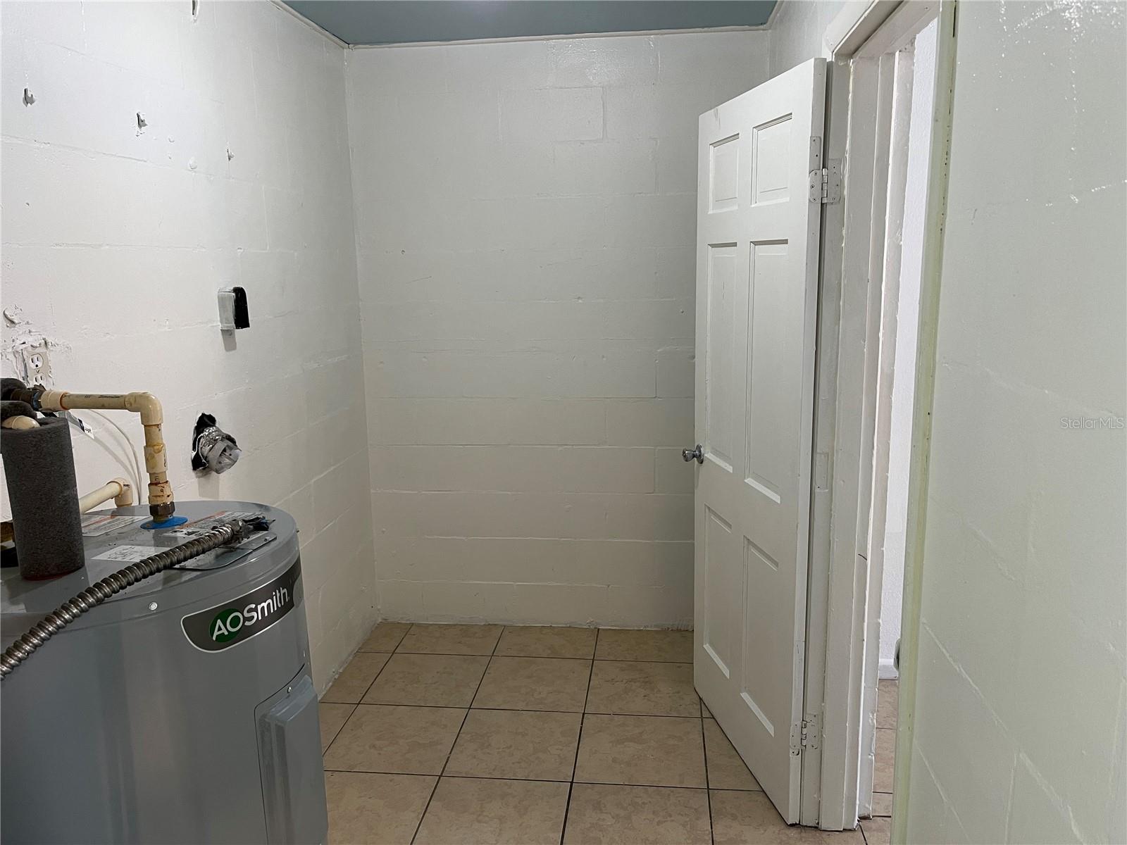 Image 18 of 21 For 605 Plum Lane