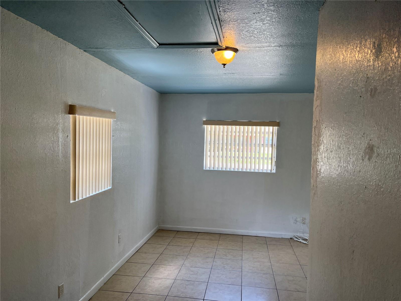 Image 20 of 21 For 605 Plum Lane