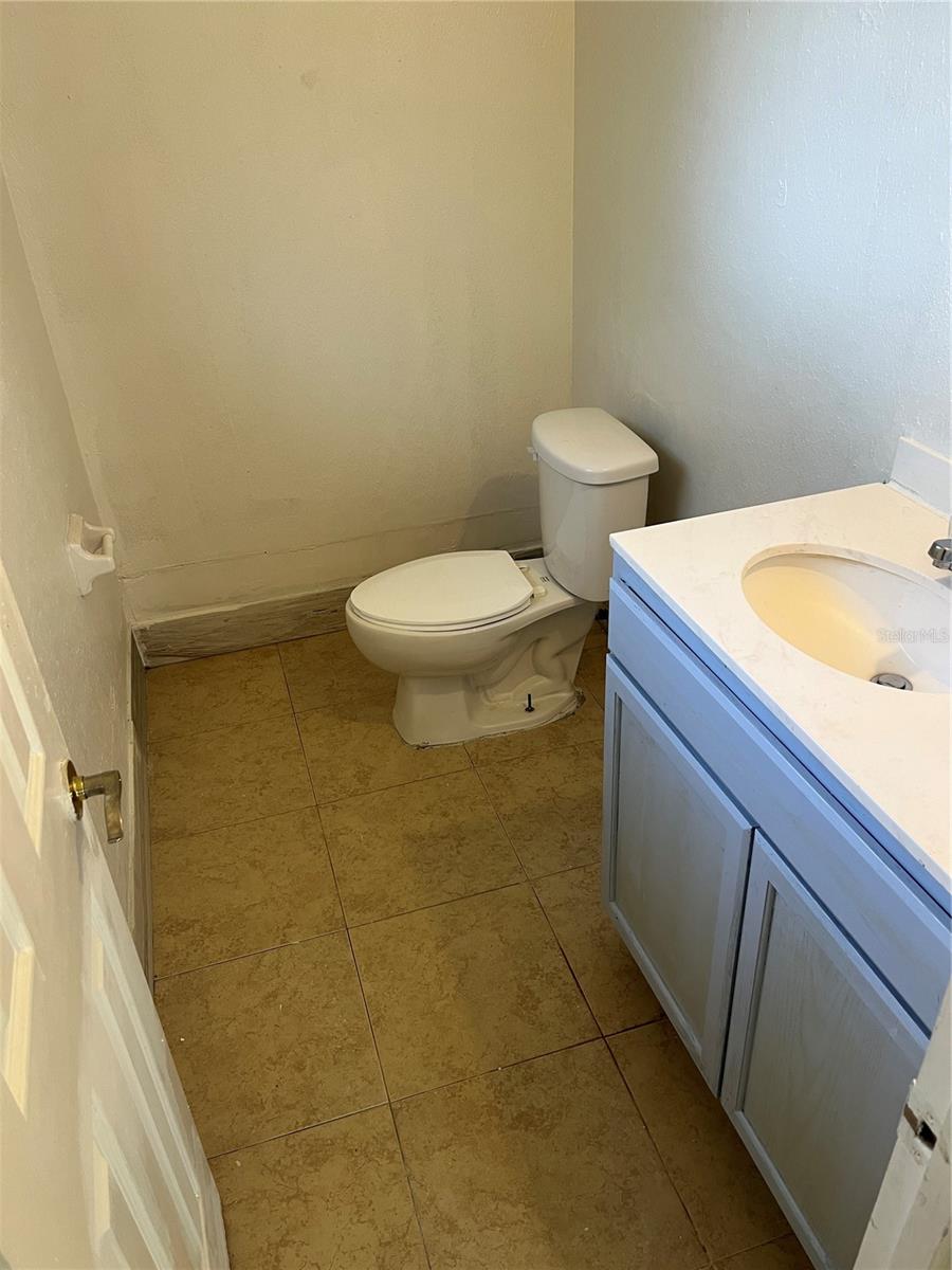 Image 21 of 21 For 605 Plum Lane