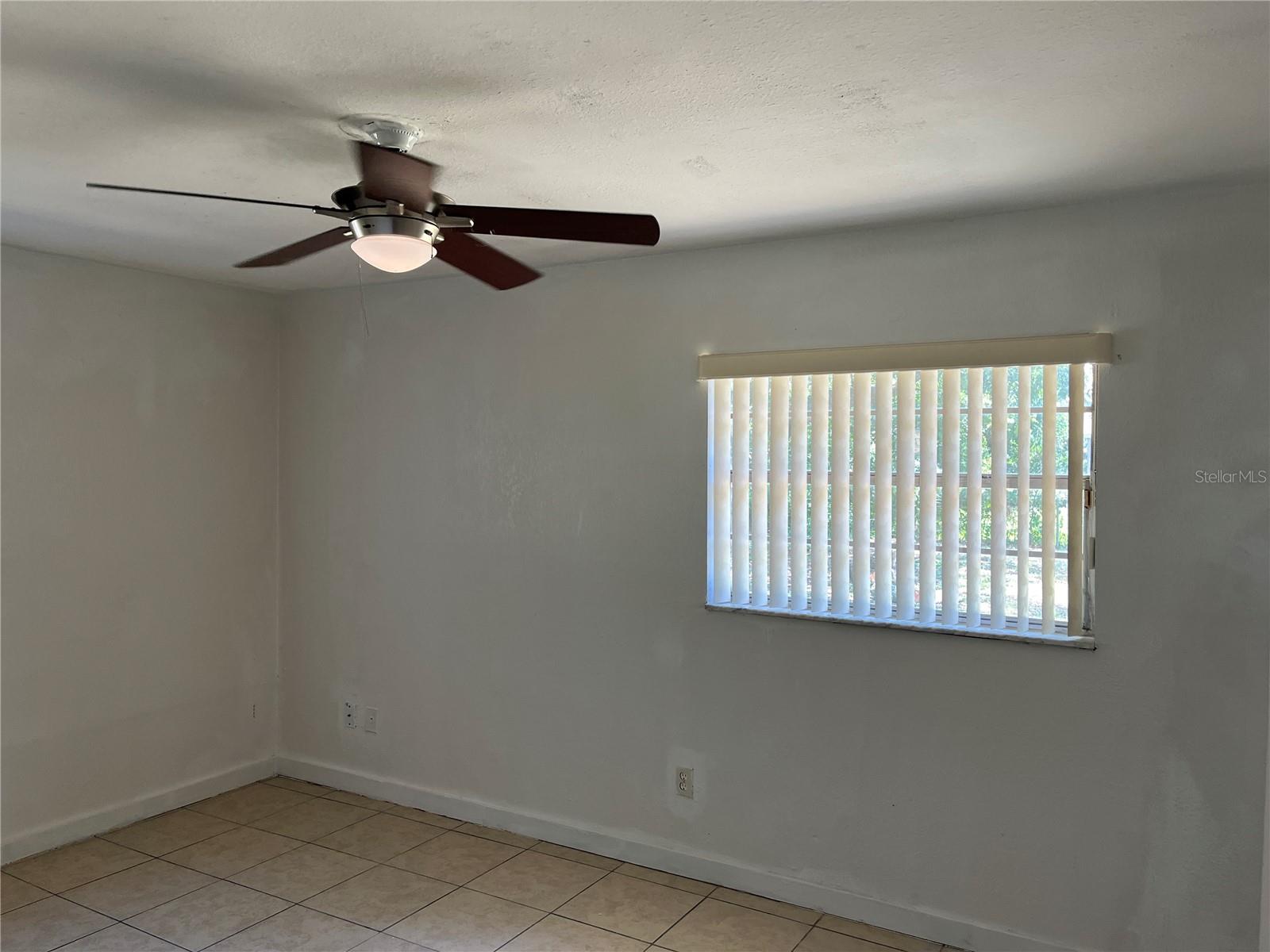 Image 9 of 21 For 605 Plum Lane