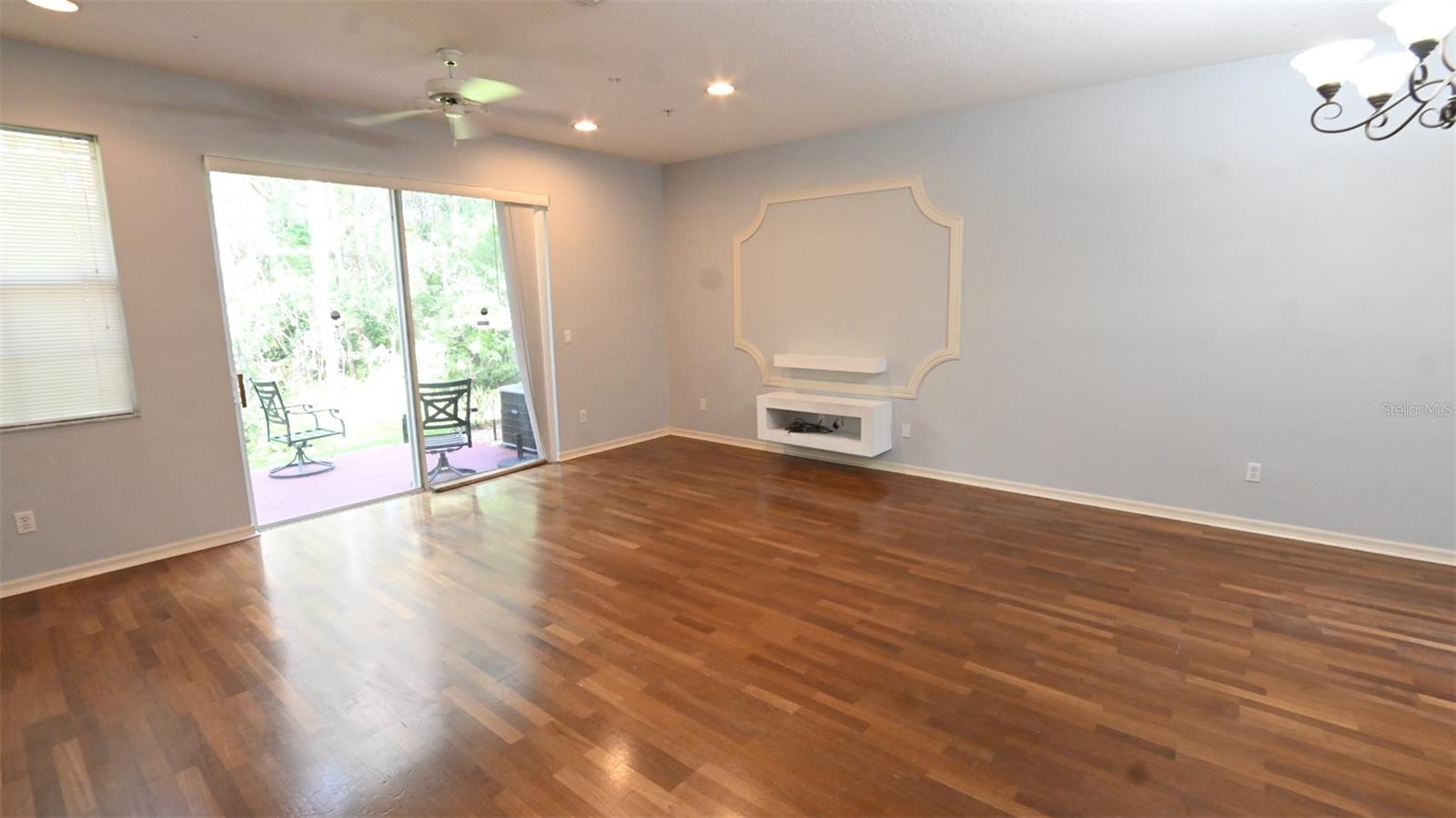 Image 14 of 26 For 9363 Strongbark Lane