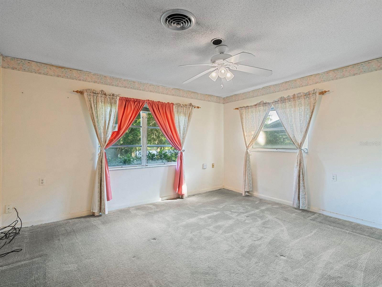 Image 11 of 33 For 2813 Timberlake Drive