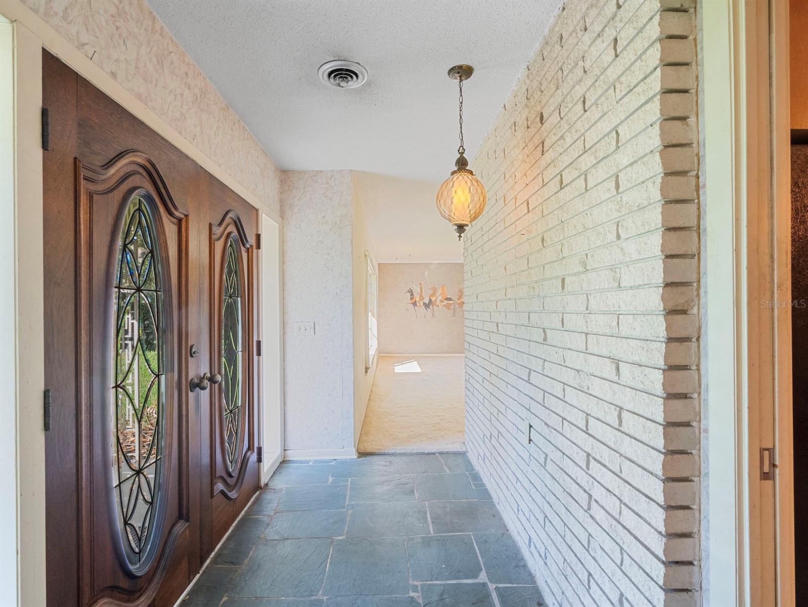 Image 3 of 33 For 2813 Timberlake Drive