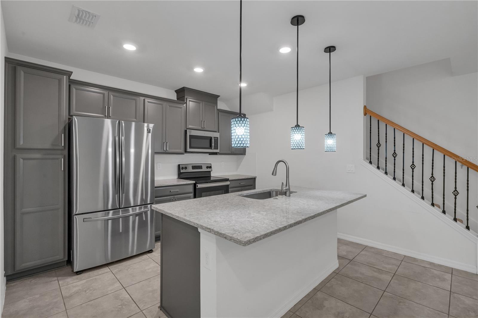 Image 2 of 21 For 3380 Bellissimo Avenue