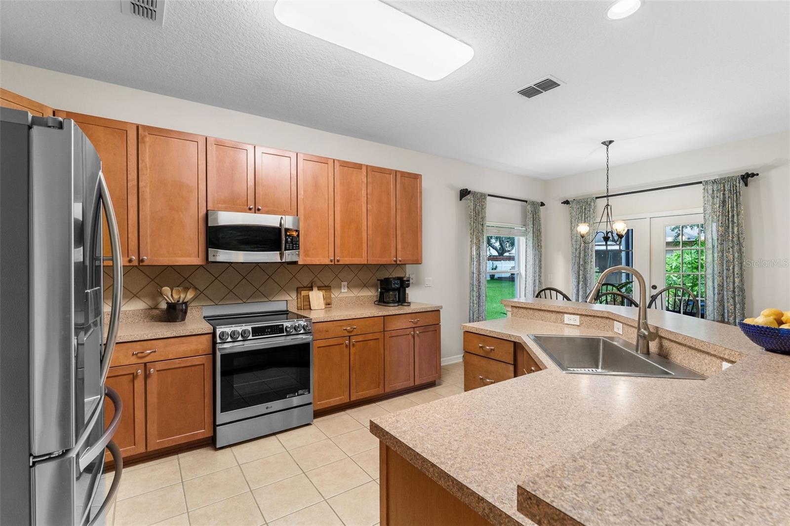 Image 7 of 37 For 1227 Willow Branch Drive