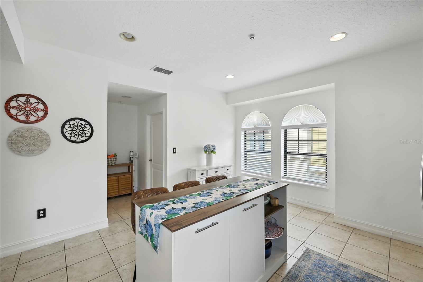 Image 20 of 42 For 3700 Messina Drive