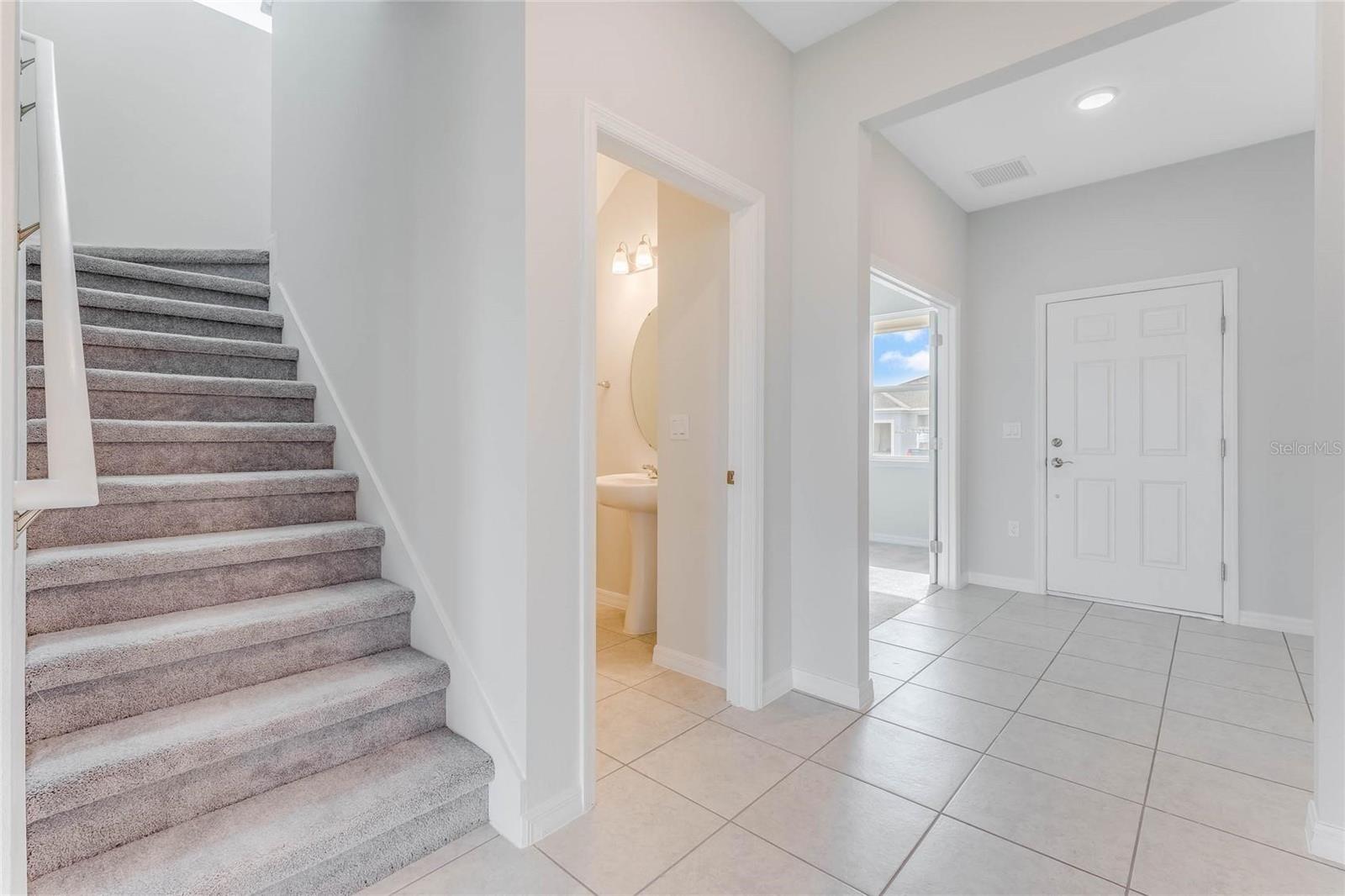 Image 10 of 33 For 12995 Trovita Drive