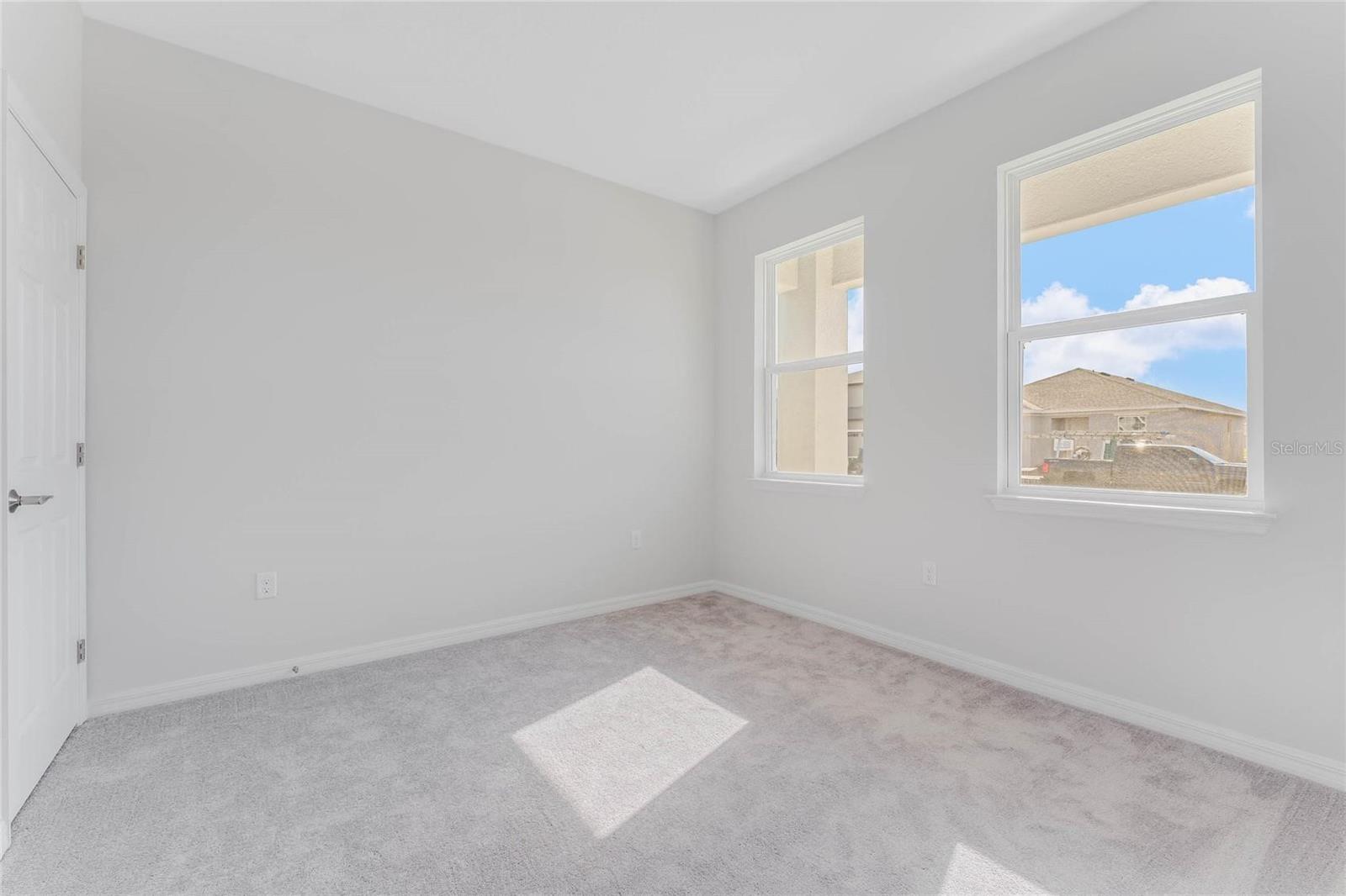 Image 13 of 33 For 12995 Trovita Drive