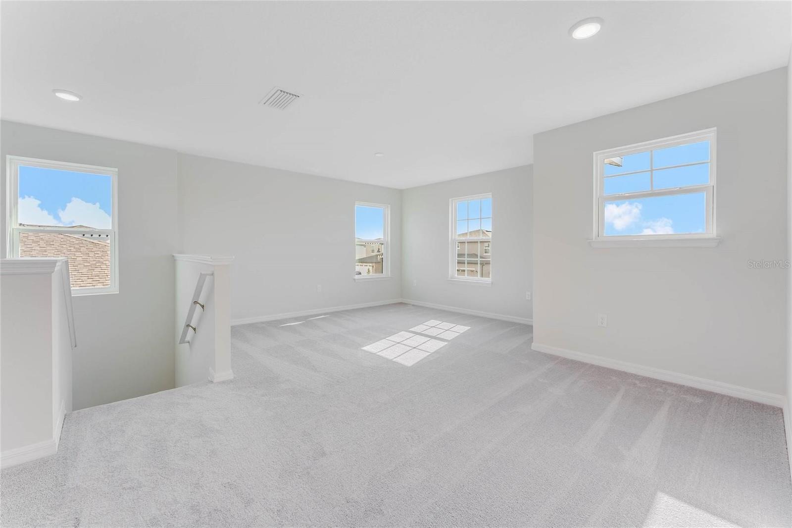 Image 16 of 33 For 12995 Trovita Drive