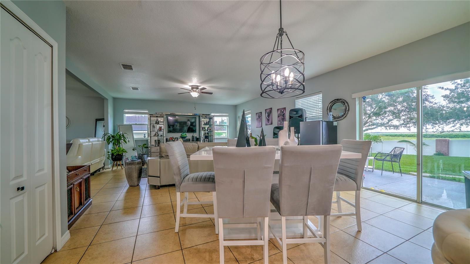 Image 13 of 51 For 2015 Barstow Lane