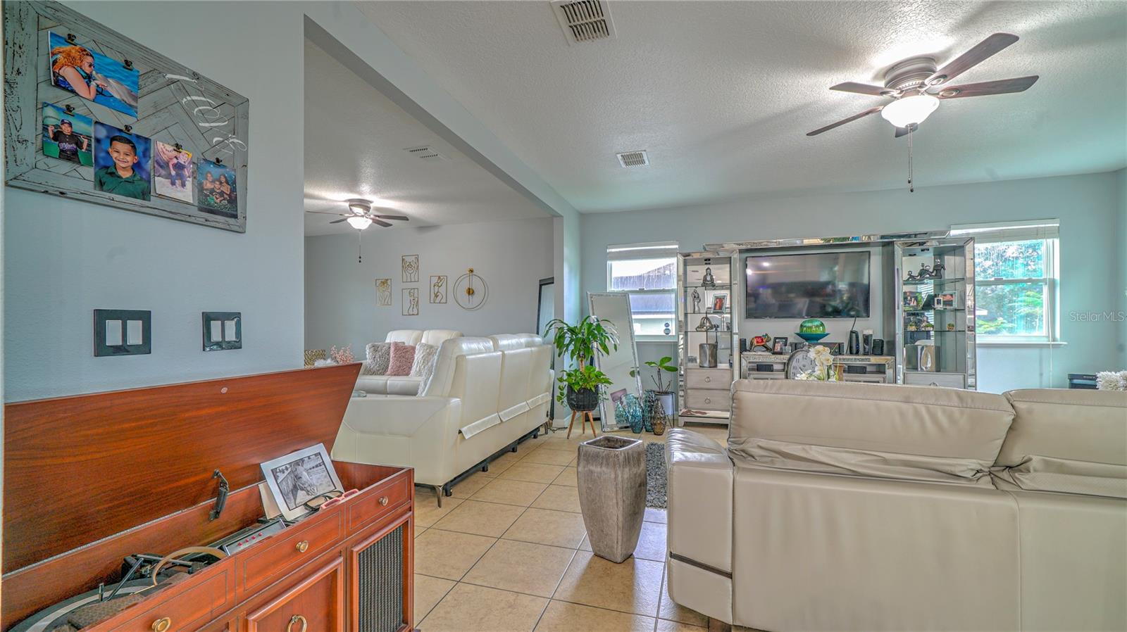 Image 8 of 51 For 2015 Barstow Lane