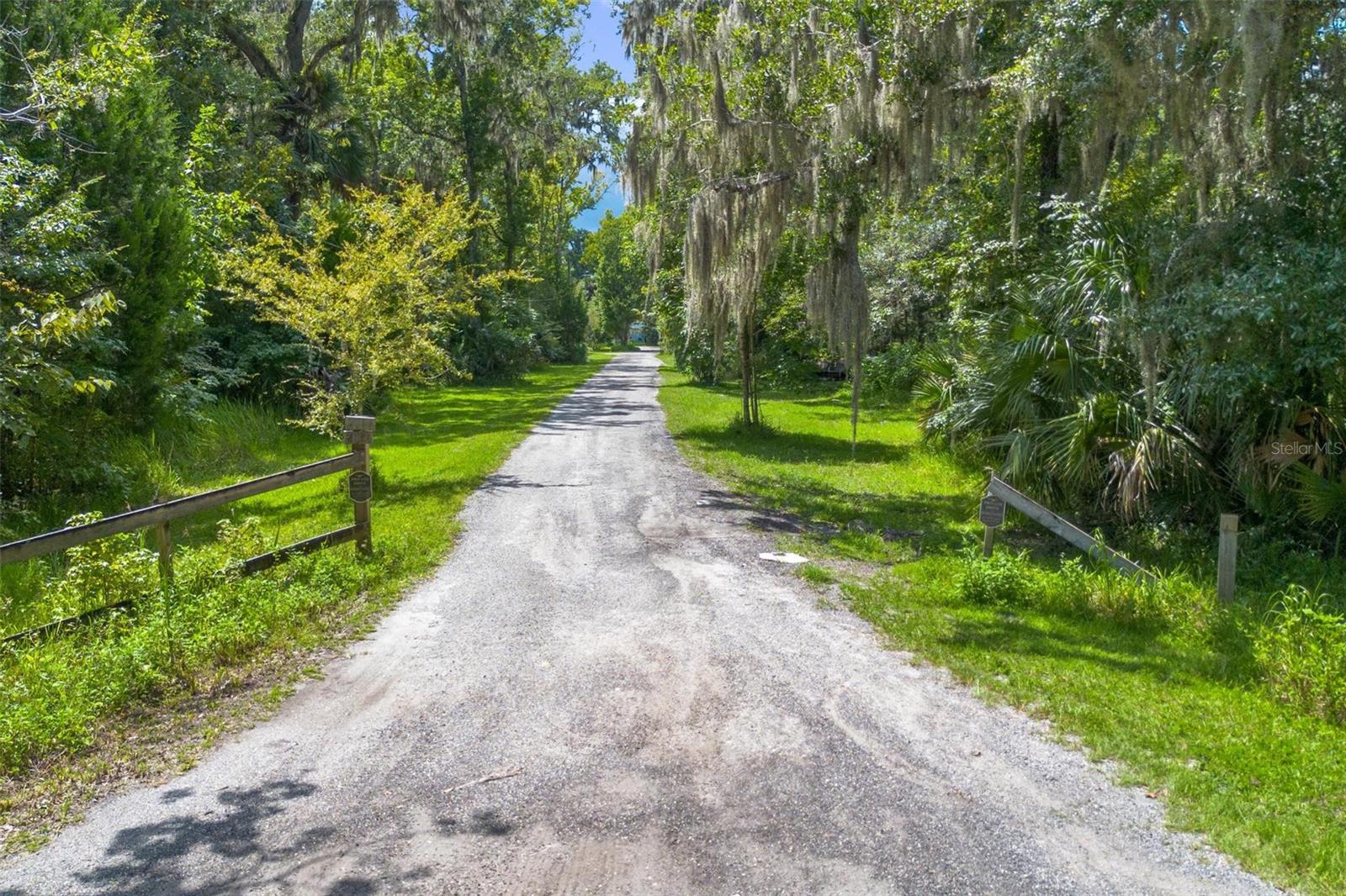 Image 4 of 36 For 2050 Minorca Road