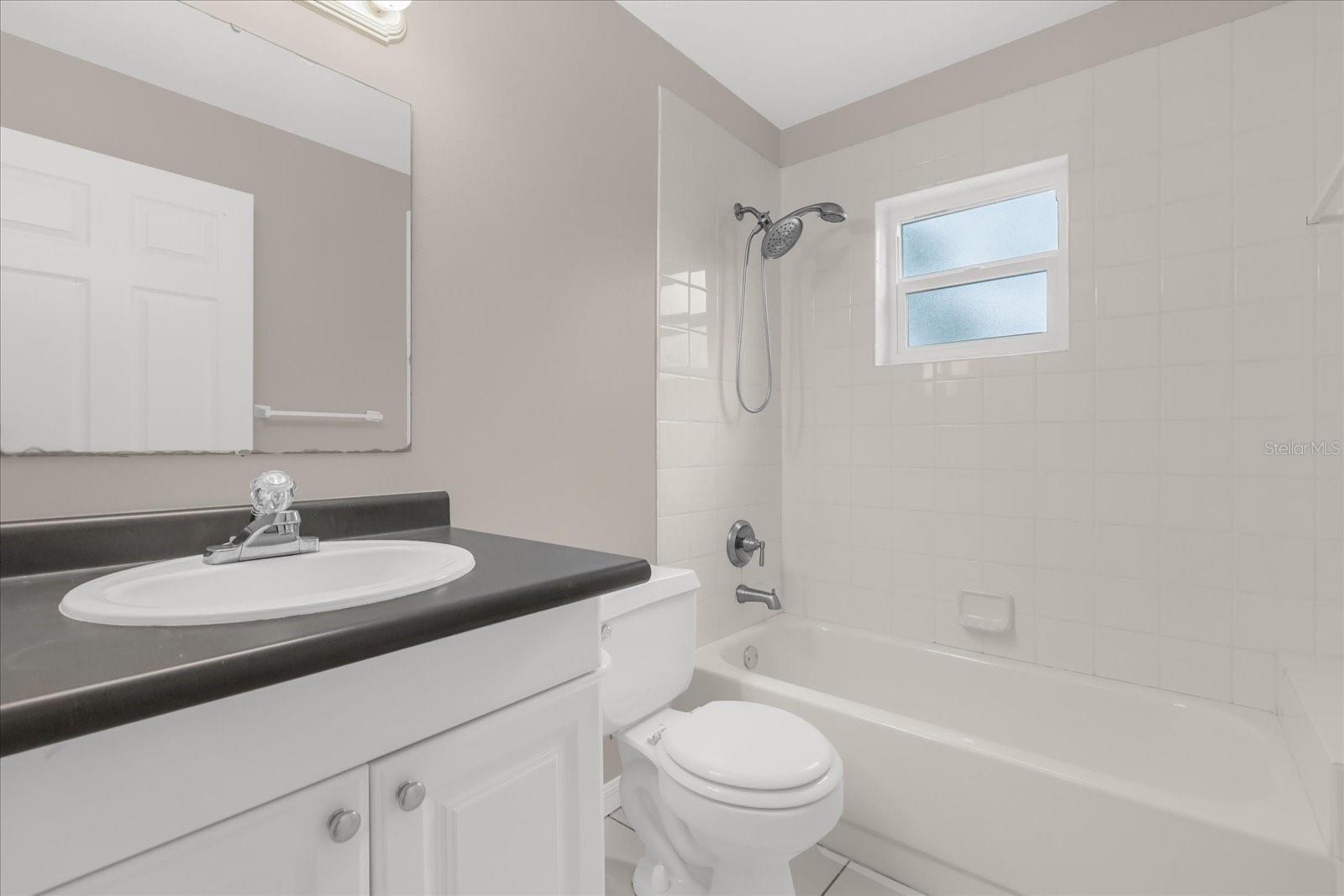 Image 14 of 30 For 203 Larkspur Court