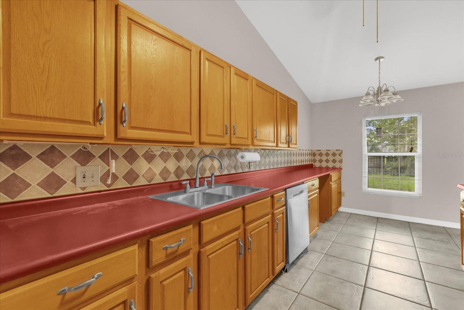 Image 18 of 30 For 203 Larkspur Court