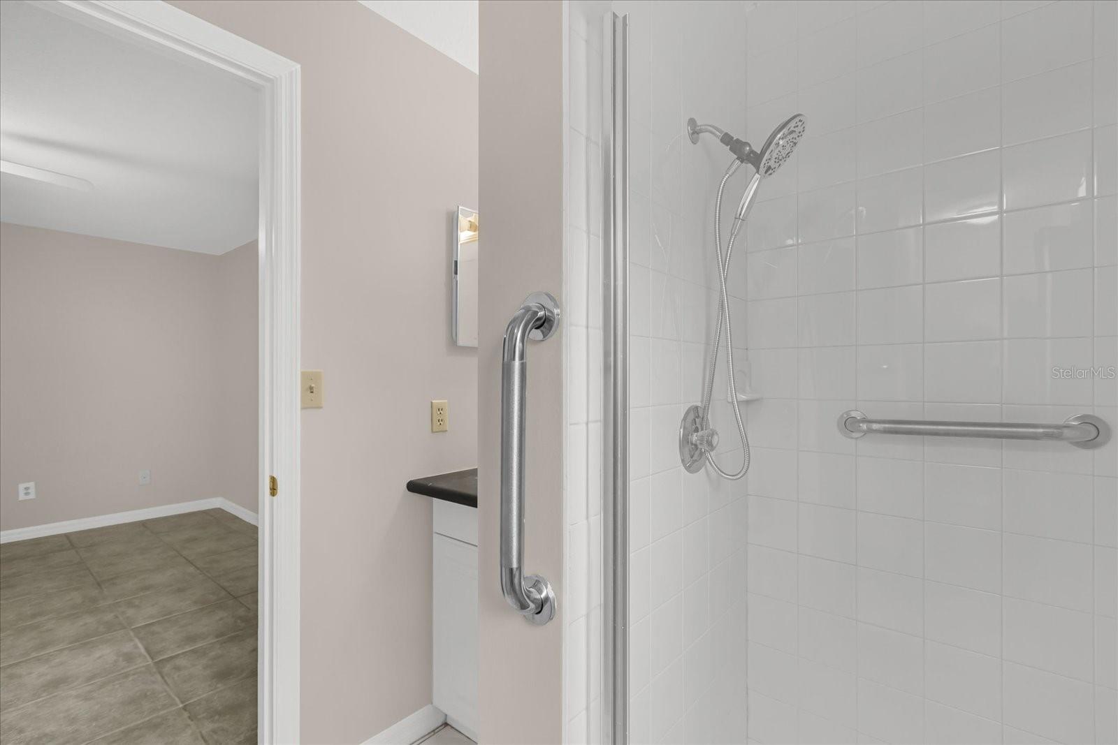 Image 20 of 30 For 203 Larkspur Court