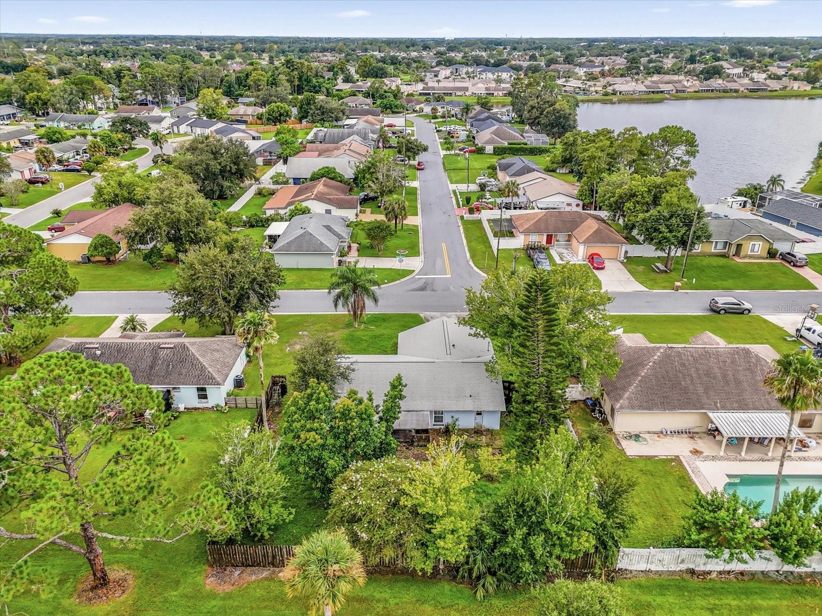 Image 9 of 30 For 203 Larkspur Court