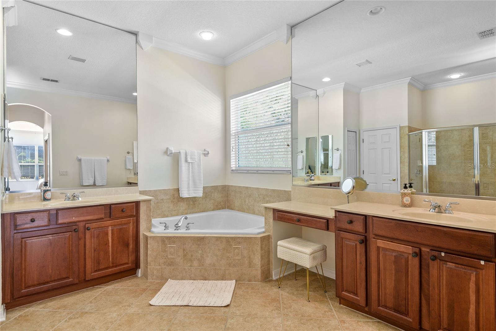 Image 26 of 51 For 6107 Talaria Drive