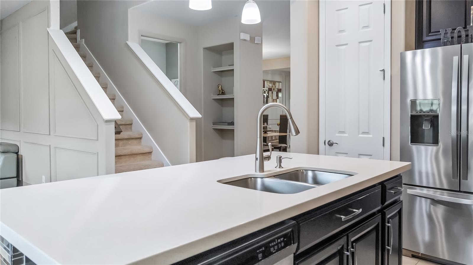 Image 13 of 48 For 5059 Southlawn Avenue