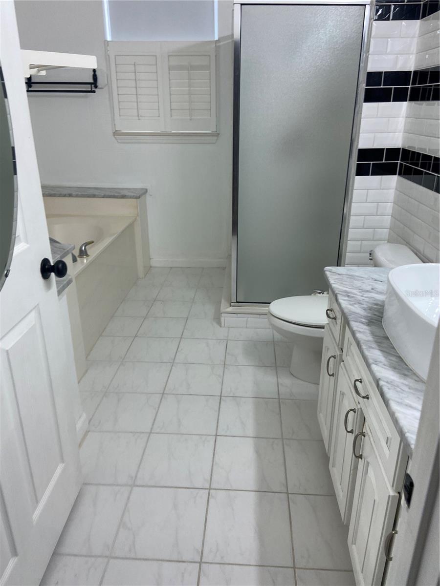 Image 11 of 20 For 7532 Bay Port Road 18