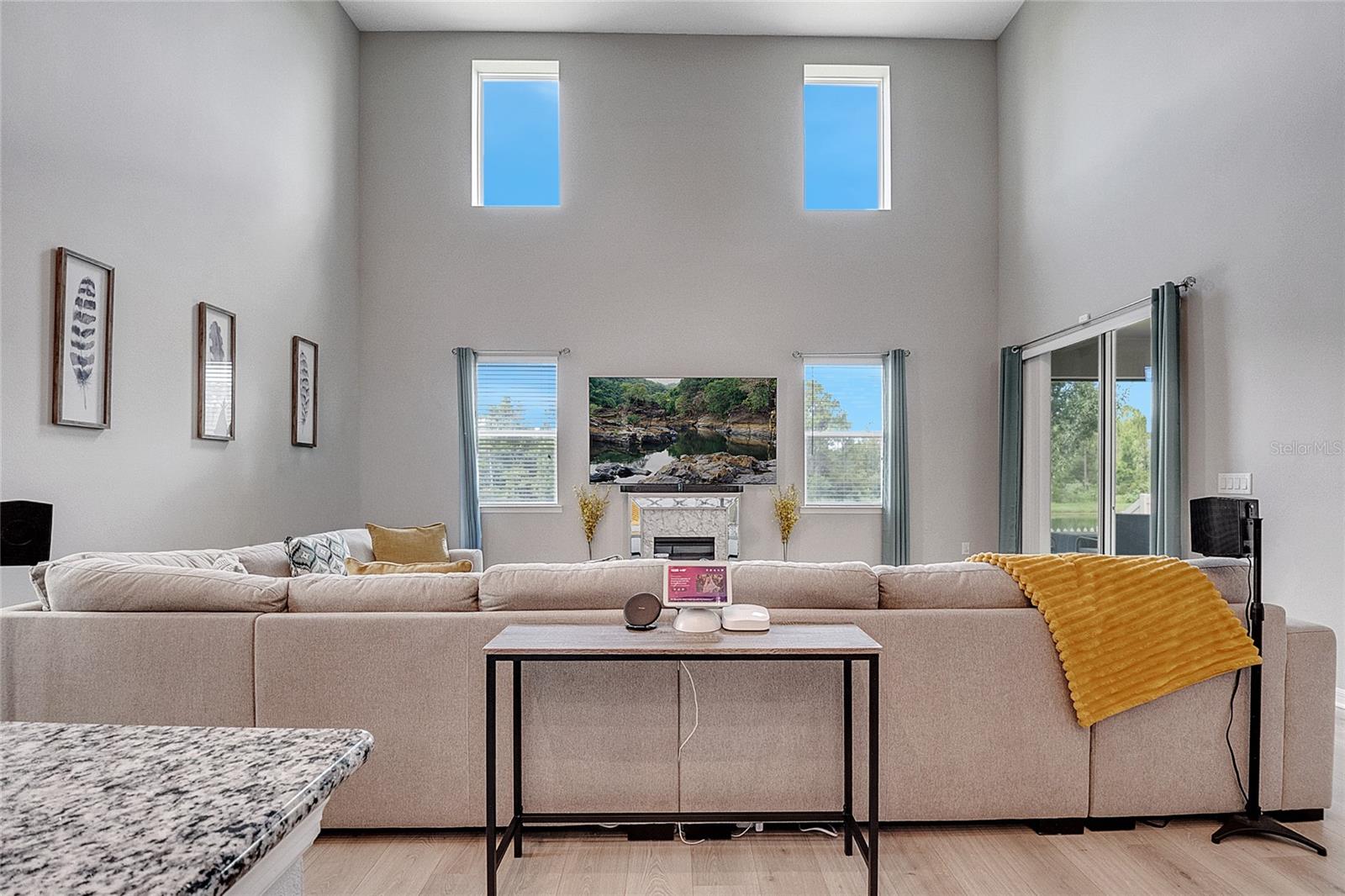 Image 18 of 49 For 5455 Carrara Court