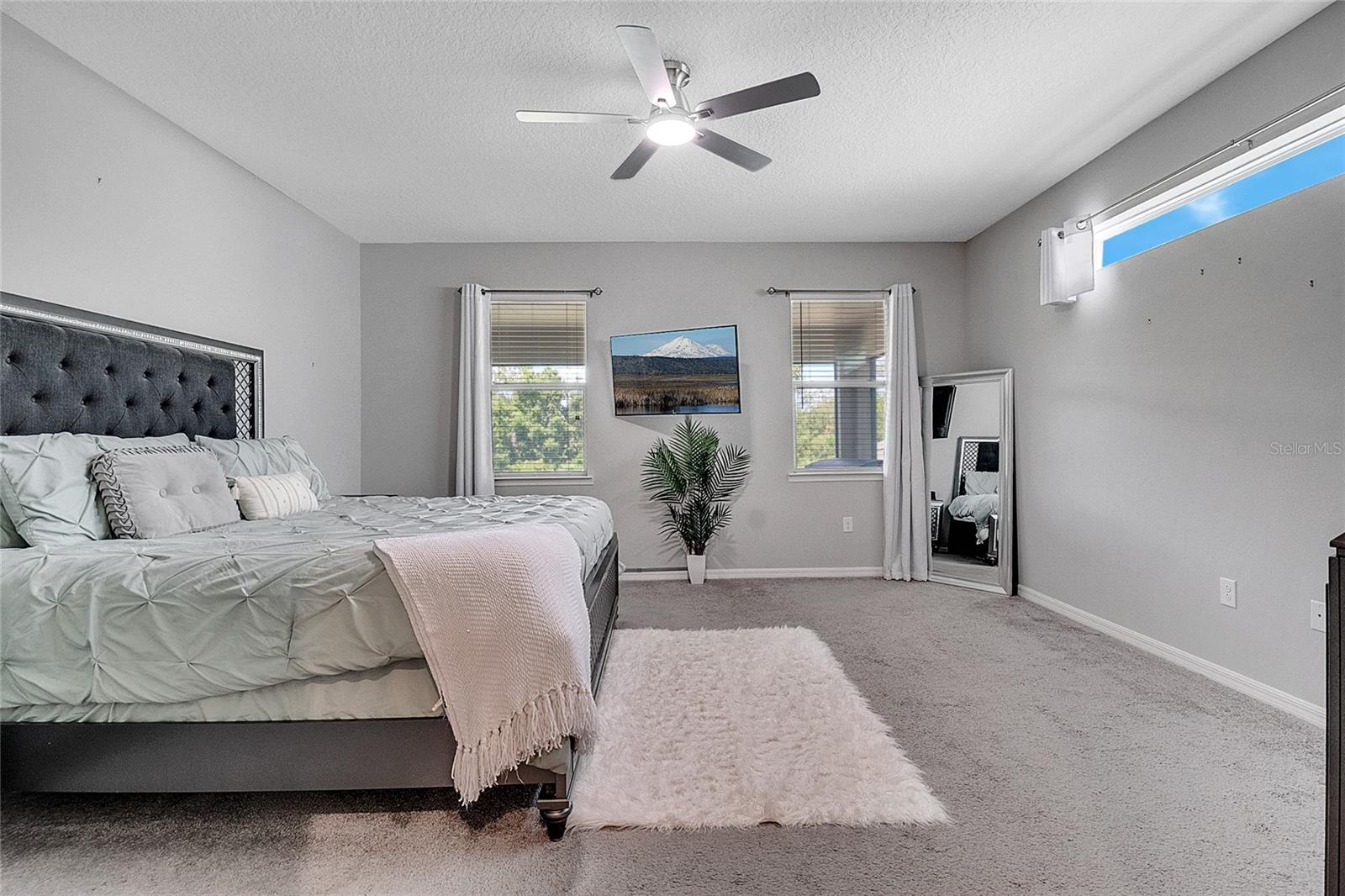 Image 22 of 49 For 5455 Carrara Court