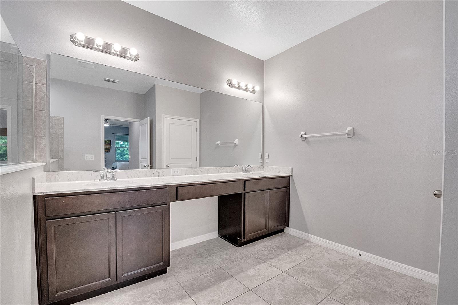 Image 25 of 49 For 5455 Carrara Court