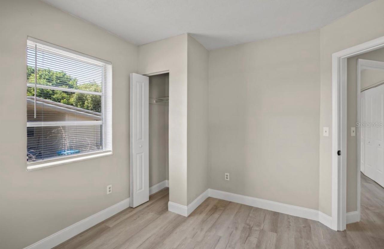 Image 16 of 29 For 2450 Cardena Avenue