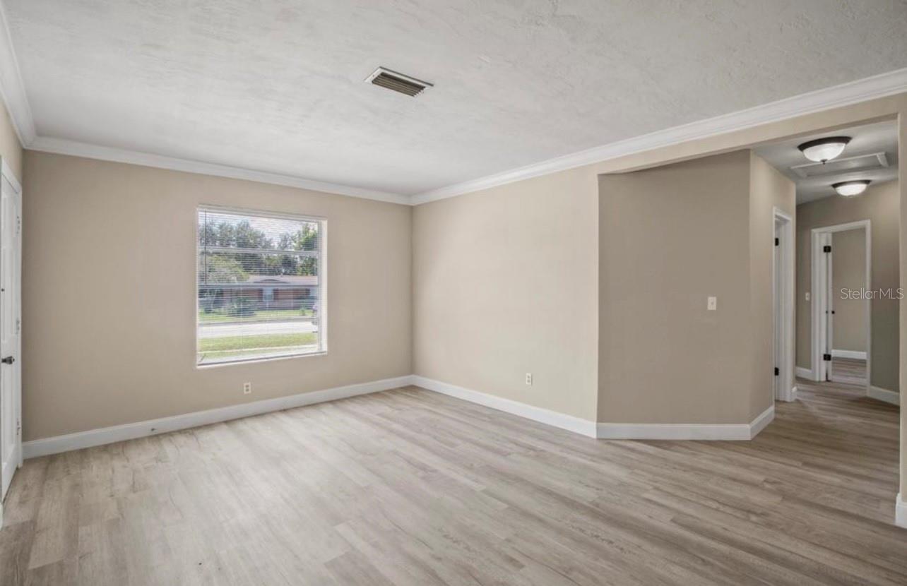 Image 6 of 29 For 2450 Cardena Avenue