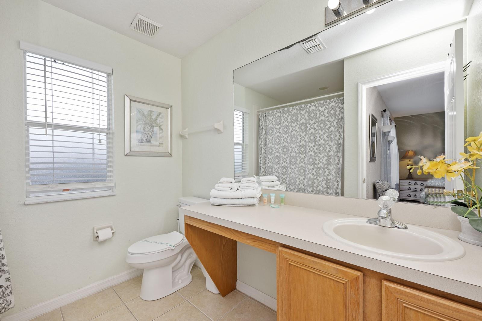Image 9 of 25 For 2714 Calabria Avenue