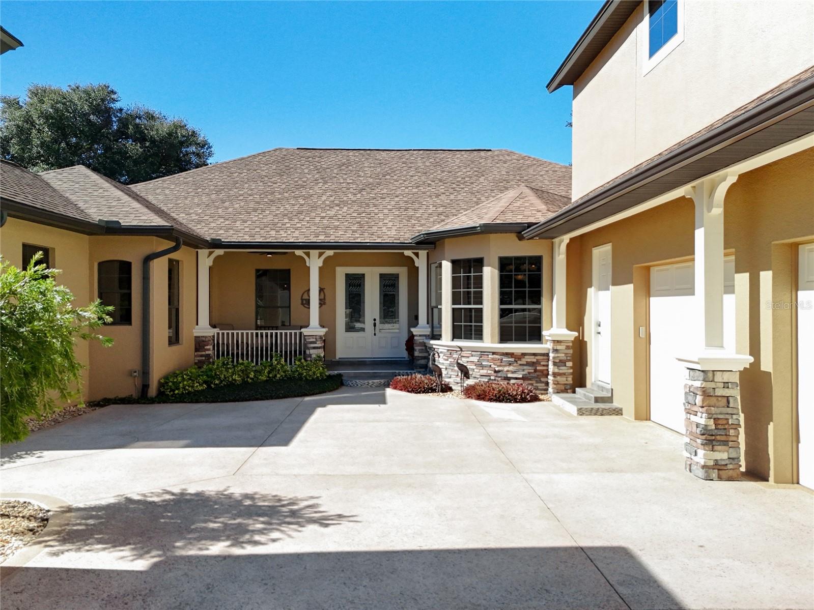 Image 12 of 95 For 38207 Sabal Way