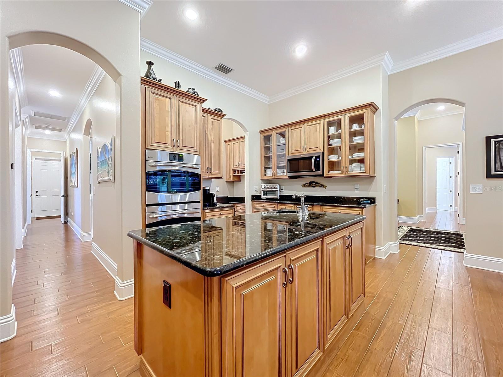 Image 32 of 95 For 38207 Sabal Way