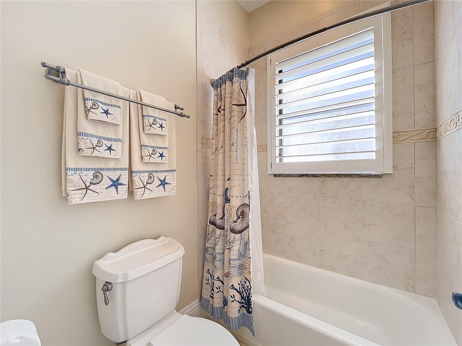 Image 82 of 95 For 38207 Sabal Way