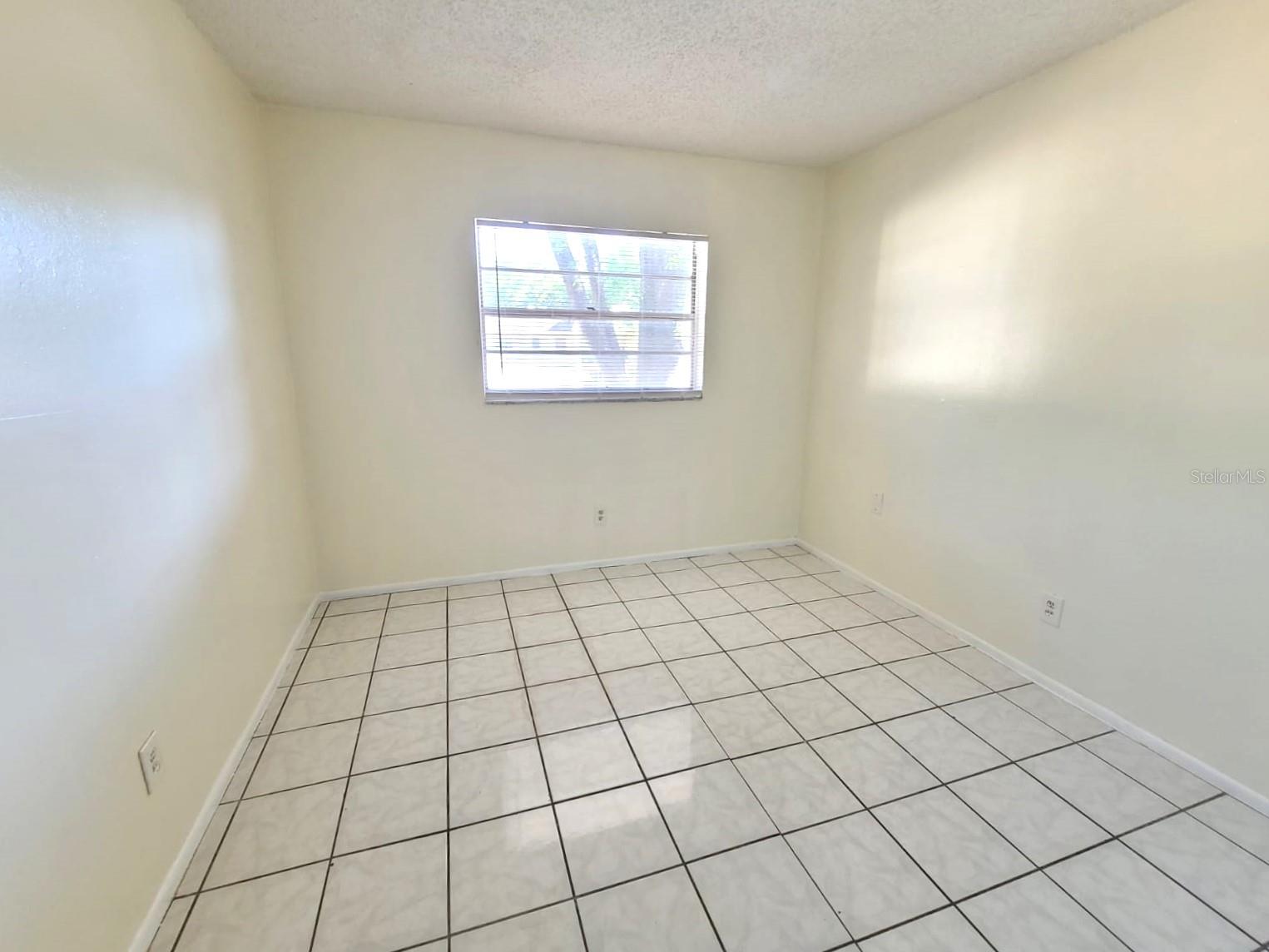 Image 11 of 14 For 2800 113th Avenue B204
