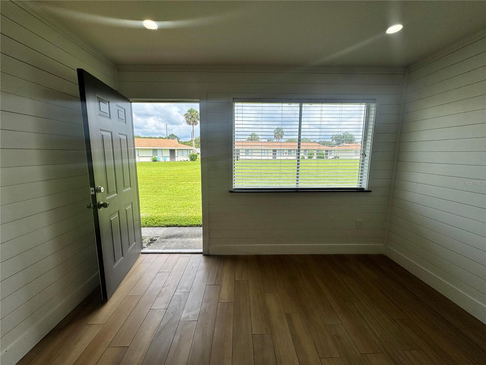 Image 11 of 23 For 2744 Botts Landing Road 1002