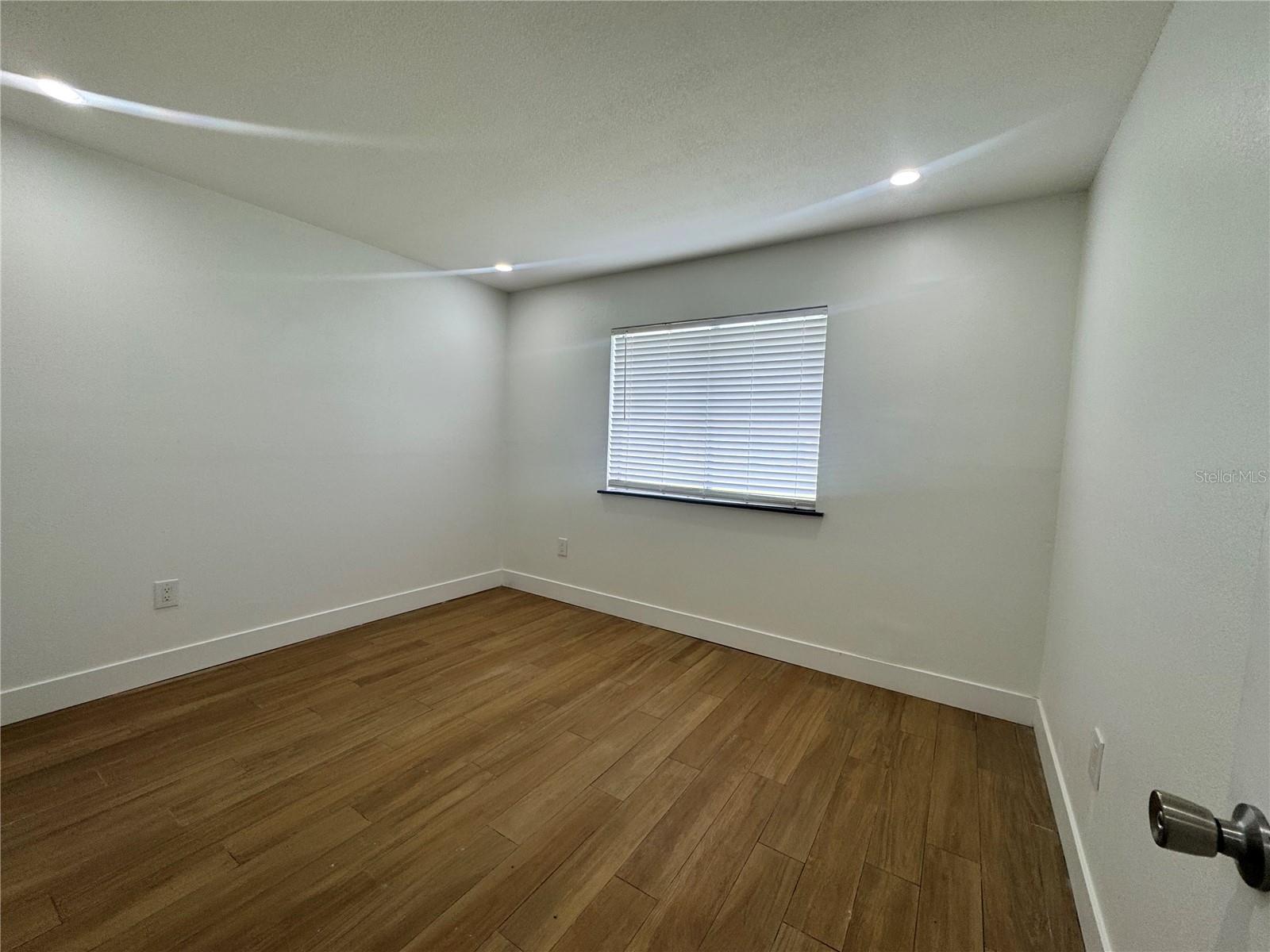 Image 13 of 23 For 2744 Botts Landing Road 1002
