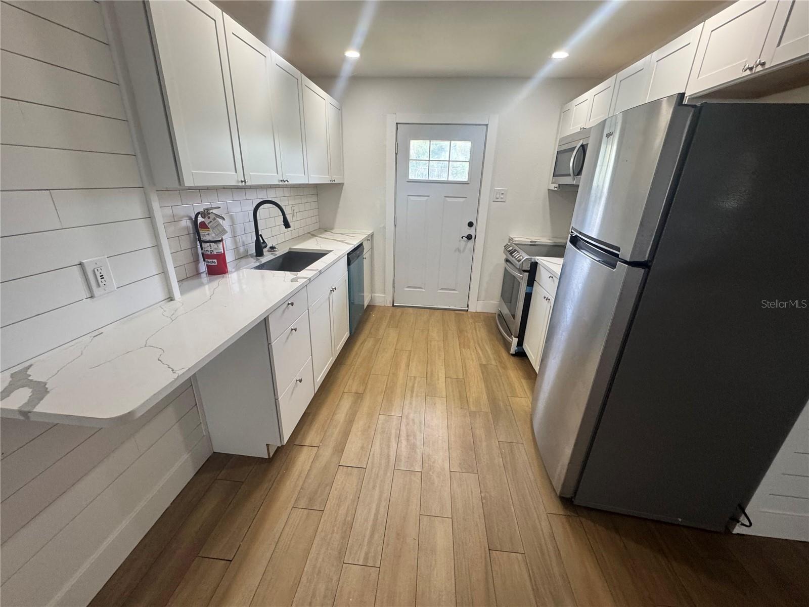 Image 7 of 23 For 2744 Botts Landing Road 1002
