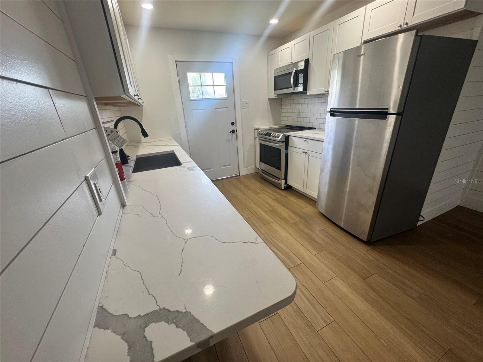 Image 8 of 23 For 2744 Botts Landing Road 1002