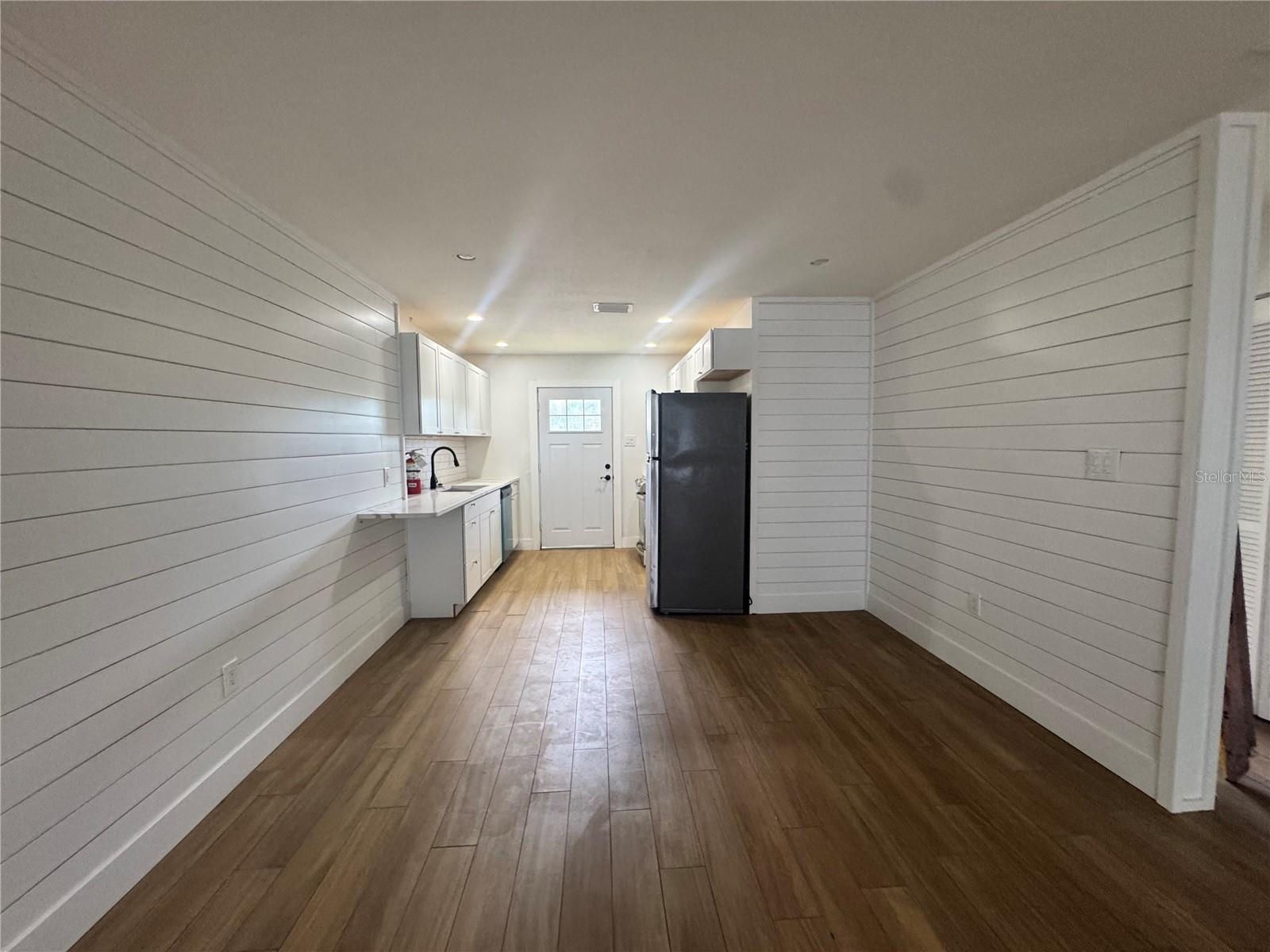 Image 9 of 23 For 2744 Botts Landing Road 1002