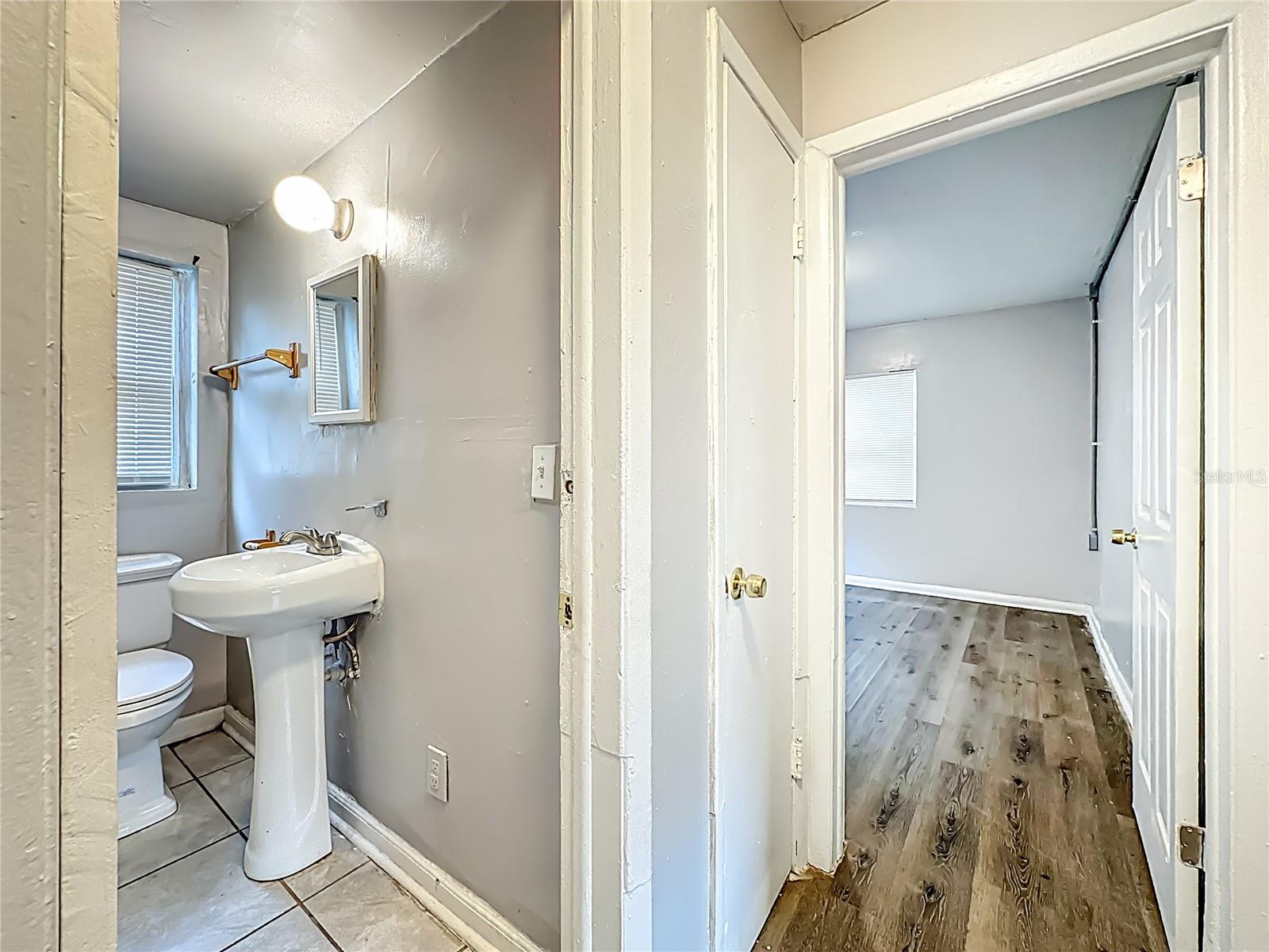 Image 10 of 22 For 1546 Ella Street