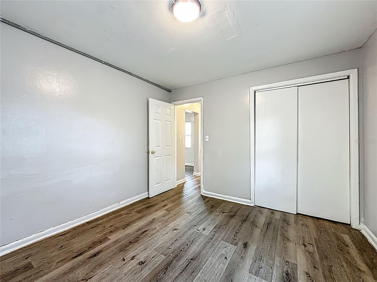 Image 17 of 22 For 1546 Ella Street