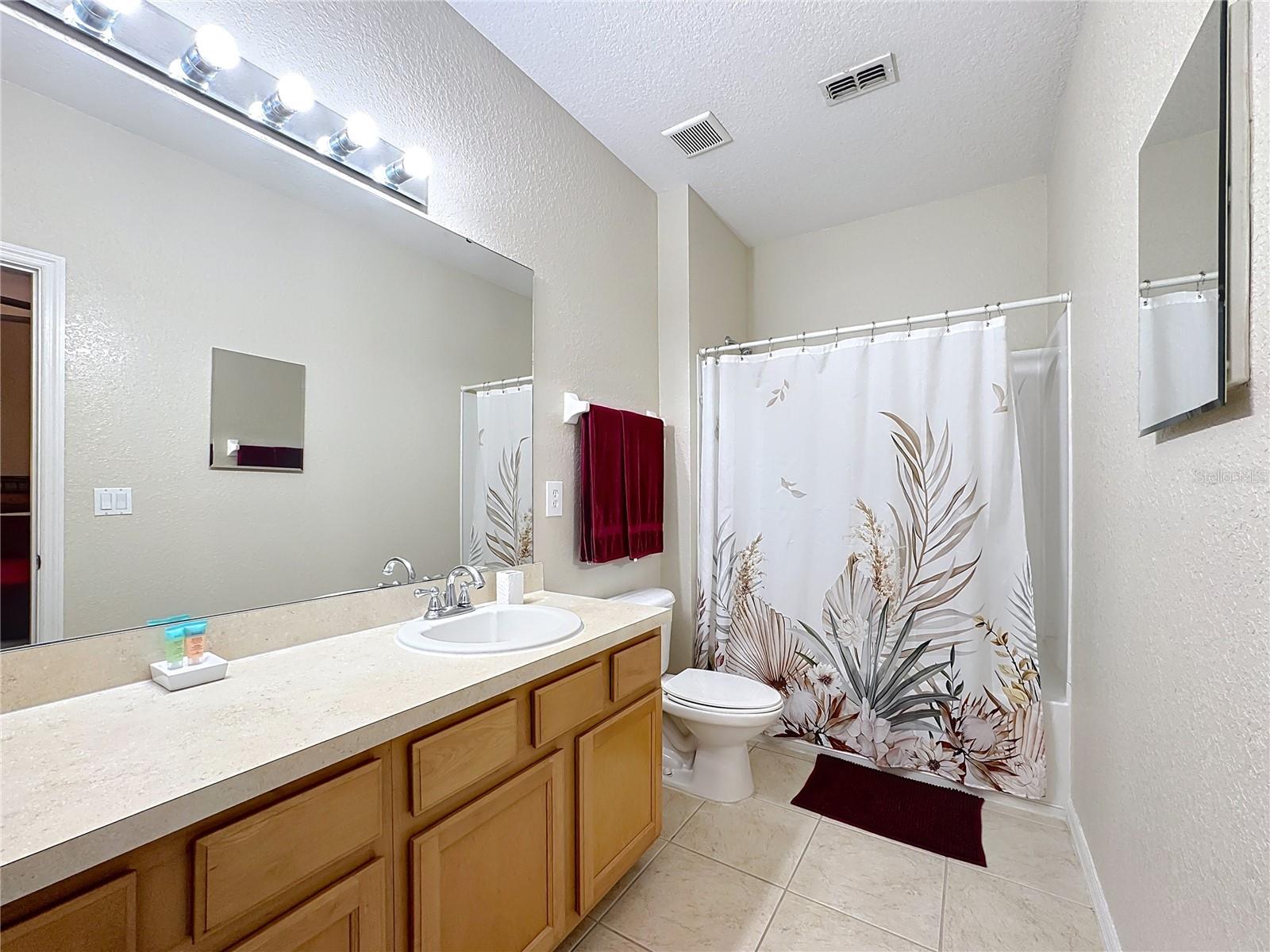 Image 18 of 30 For 2412 Caravelle Circle