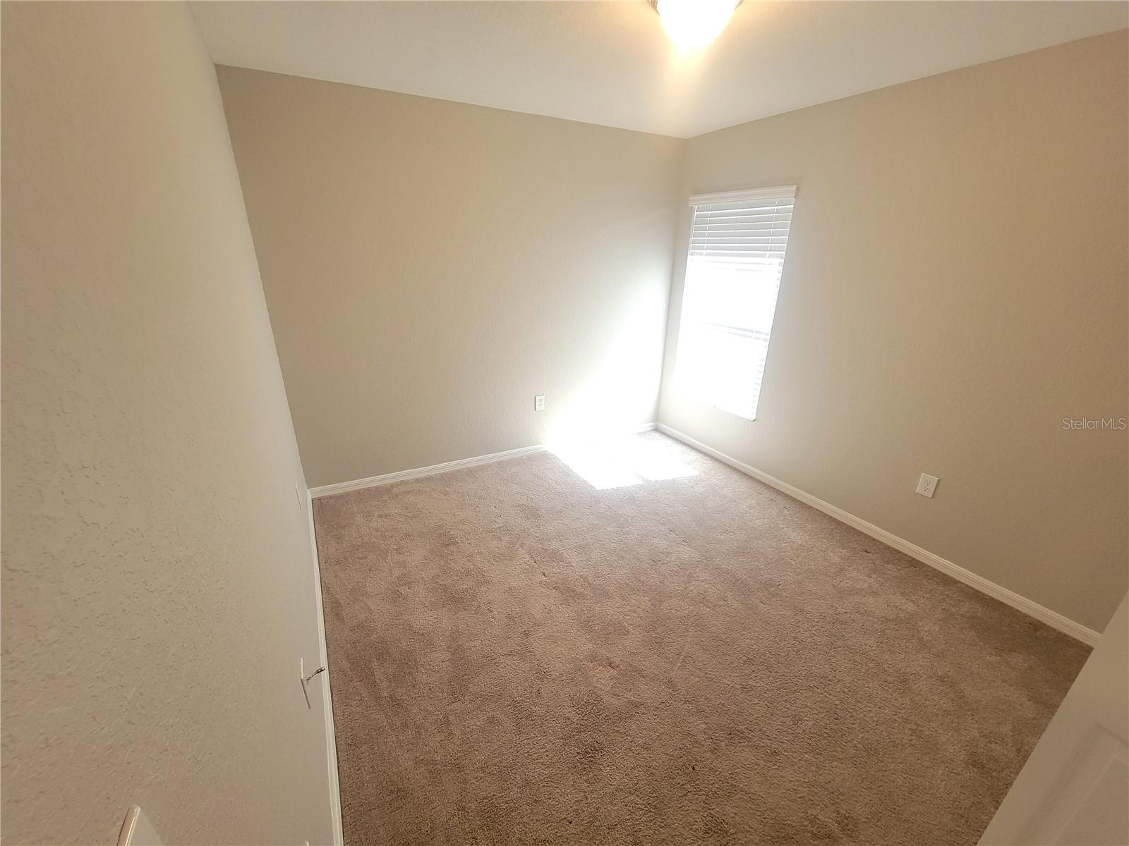 Image 19 of 37 For 4907 Summerfield Circle