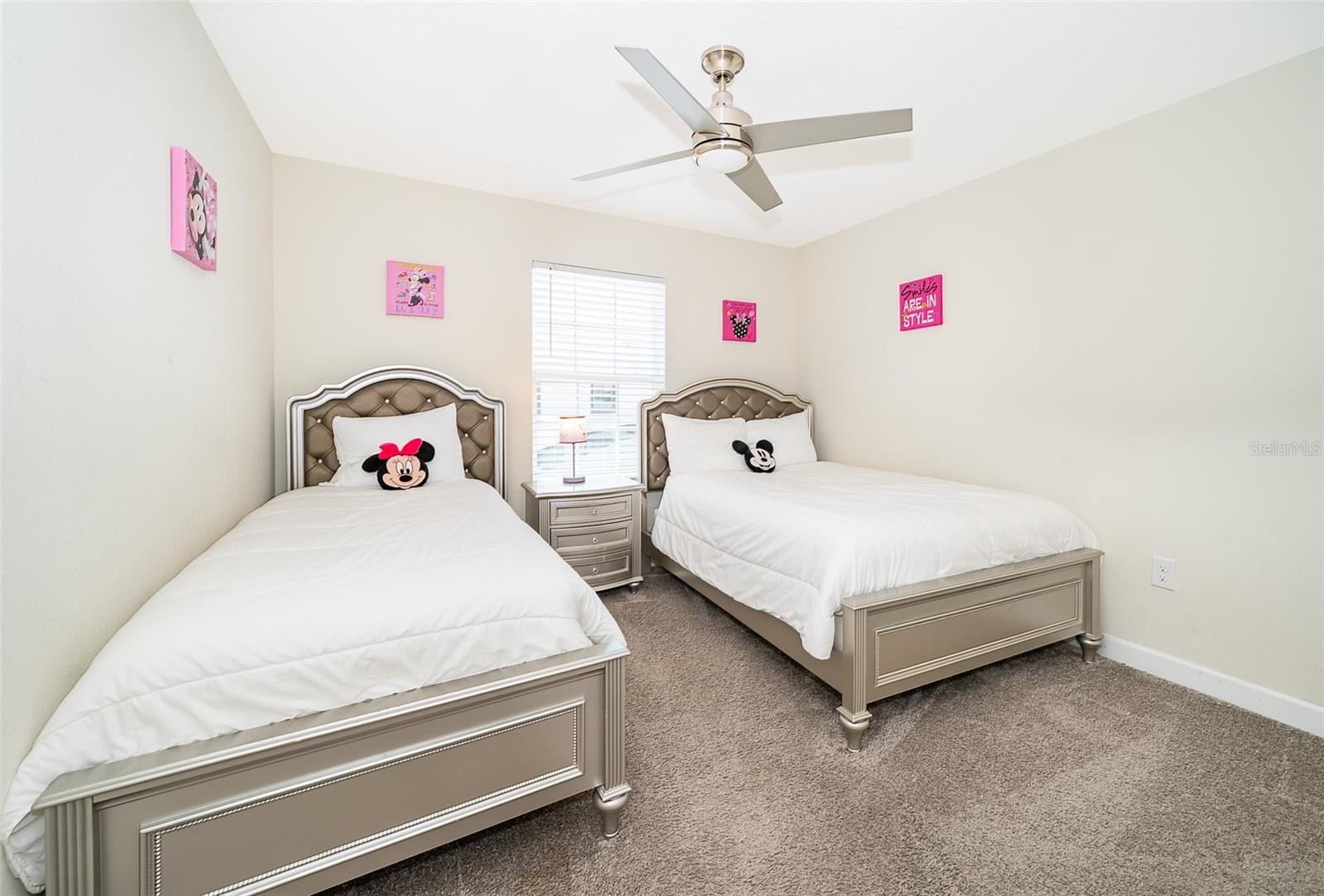 Image 23 of 41 For 4806 Memories Lane